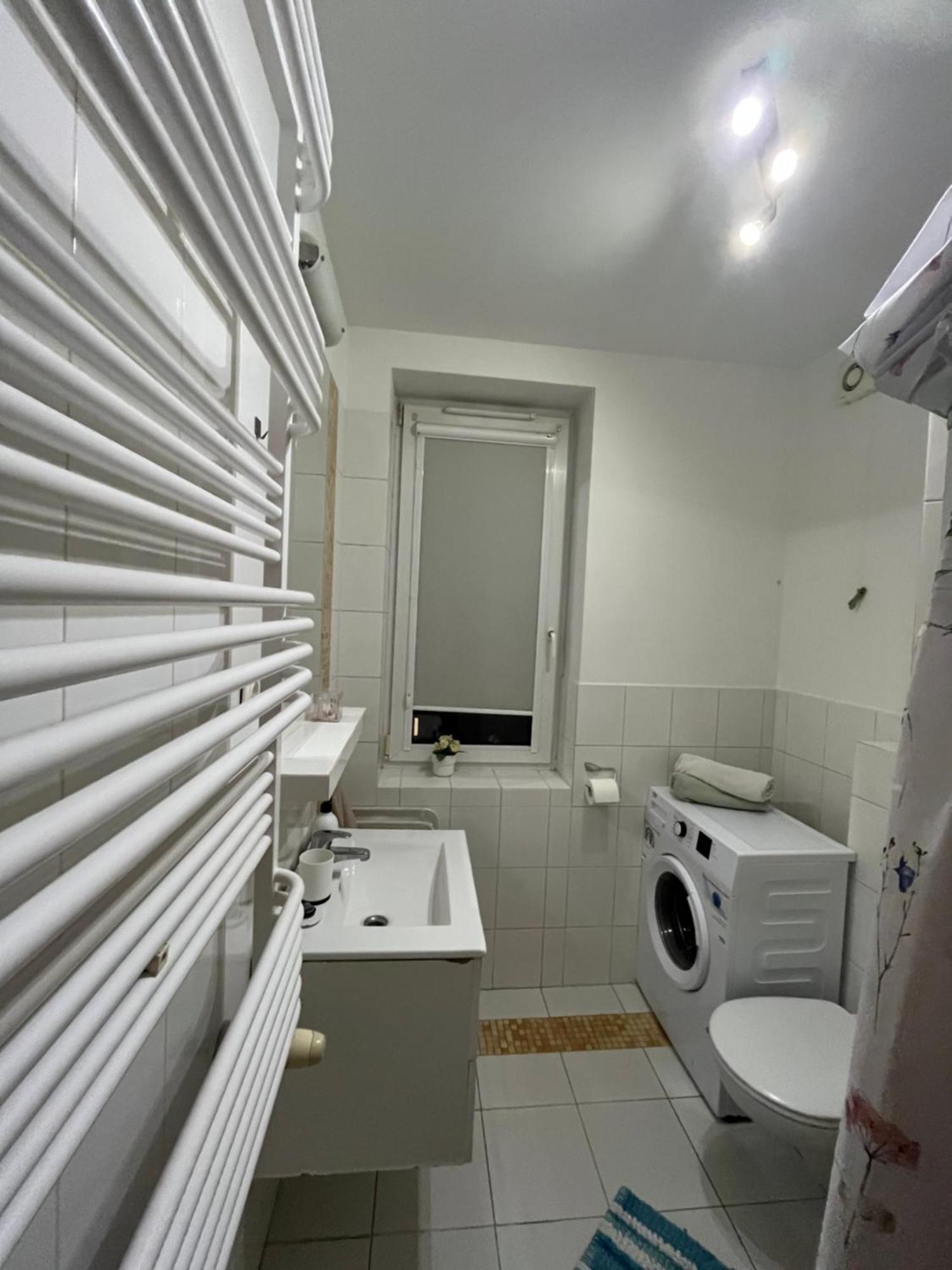 Apartamenty 2-Pokojowe Przy Molo Z Balkonami Gdynia Exterior foto